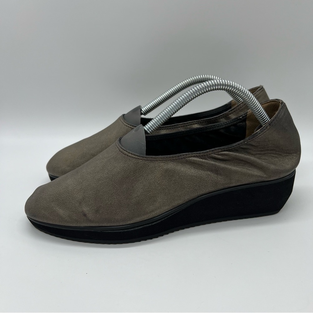 EILEEN FISHER Mellow Low Wedge Heel Shoes
